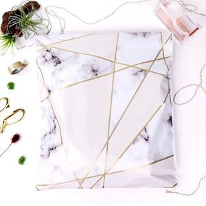 (25) Marble 10x13 Polymailers